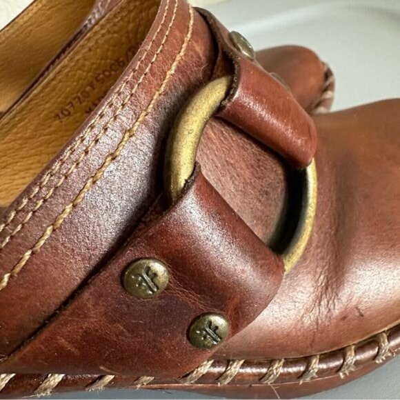 FRYE Women's Charlotte Logo Ring Tan Cognac Leather Clog/Mule Sz 6 - Picture 5 of 12